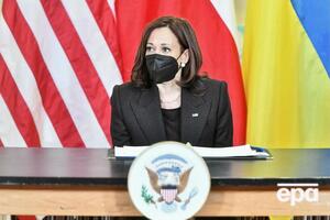 США поддерживают народ Украины, проявивший необычайное мужество и готовность бороться против войны Путина и российской агрессии, отметила Харрис