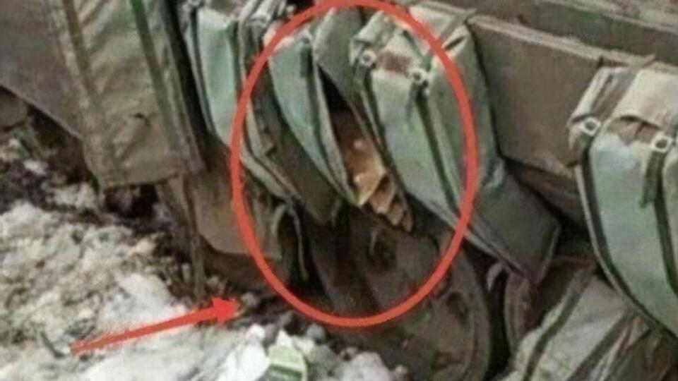 Українські військовослужбовці захопили російський танк із захистом із картонних лотків для яєць