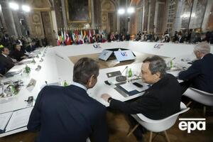 Тему України обговорили у перший день роботи саміту