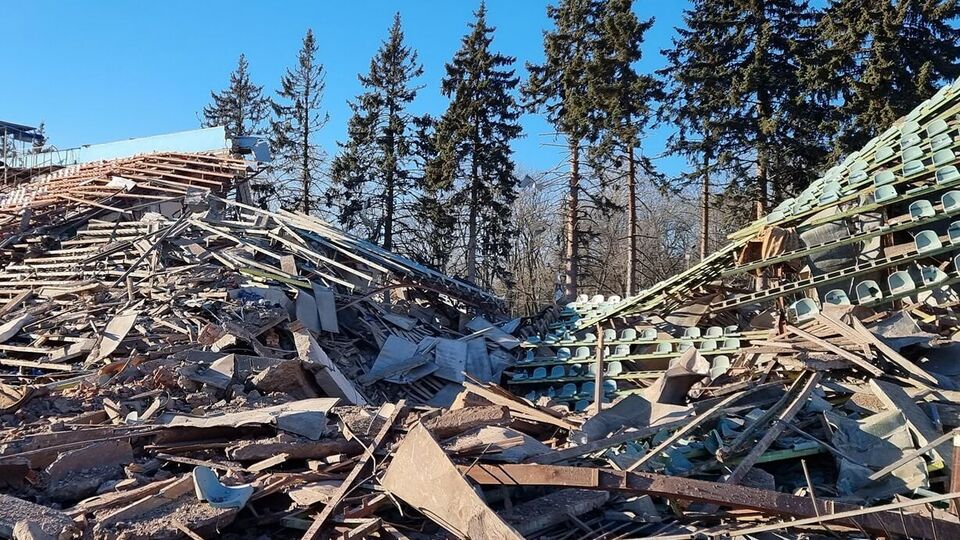 У Чернігові внаслідок російських бомбардувань було пошкоджено стадіон