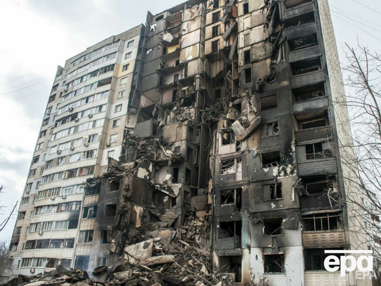 Российские оккупационные войска разрушили сотни жилых домов