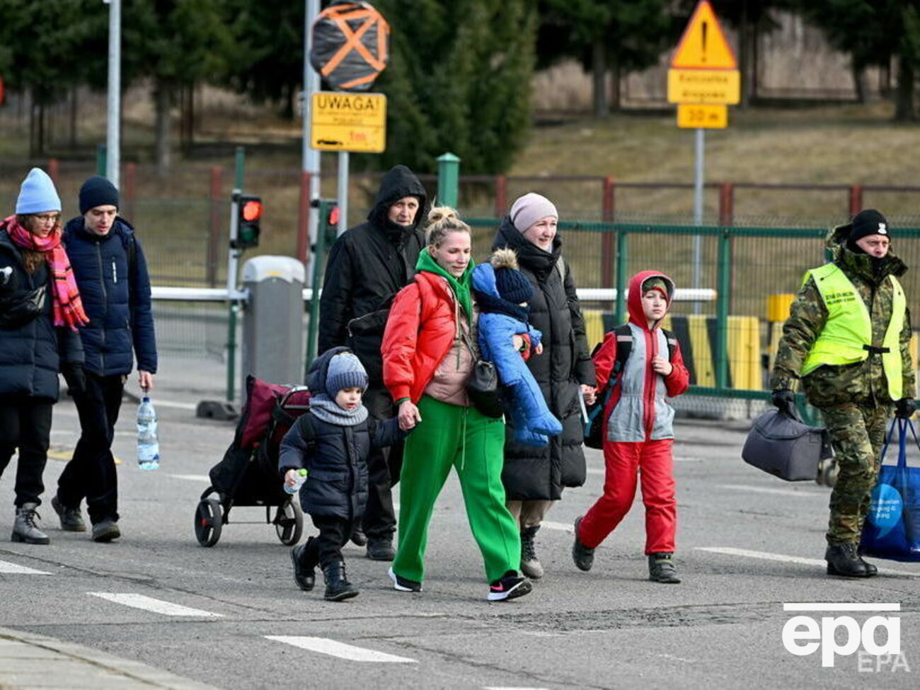 Больше всего беженцев из Украины приняла Польша