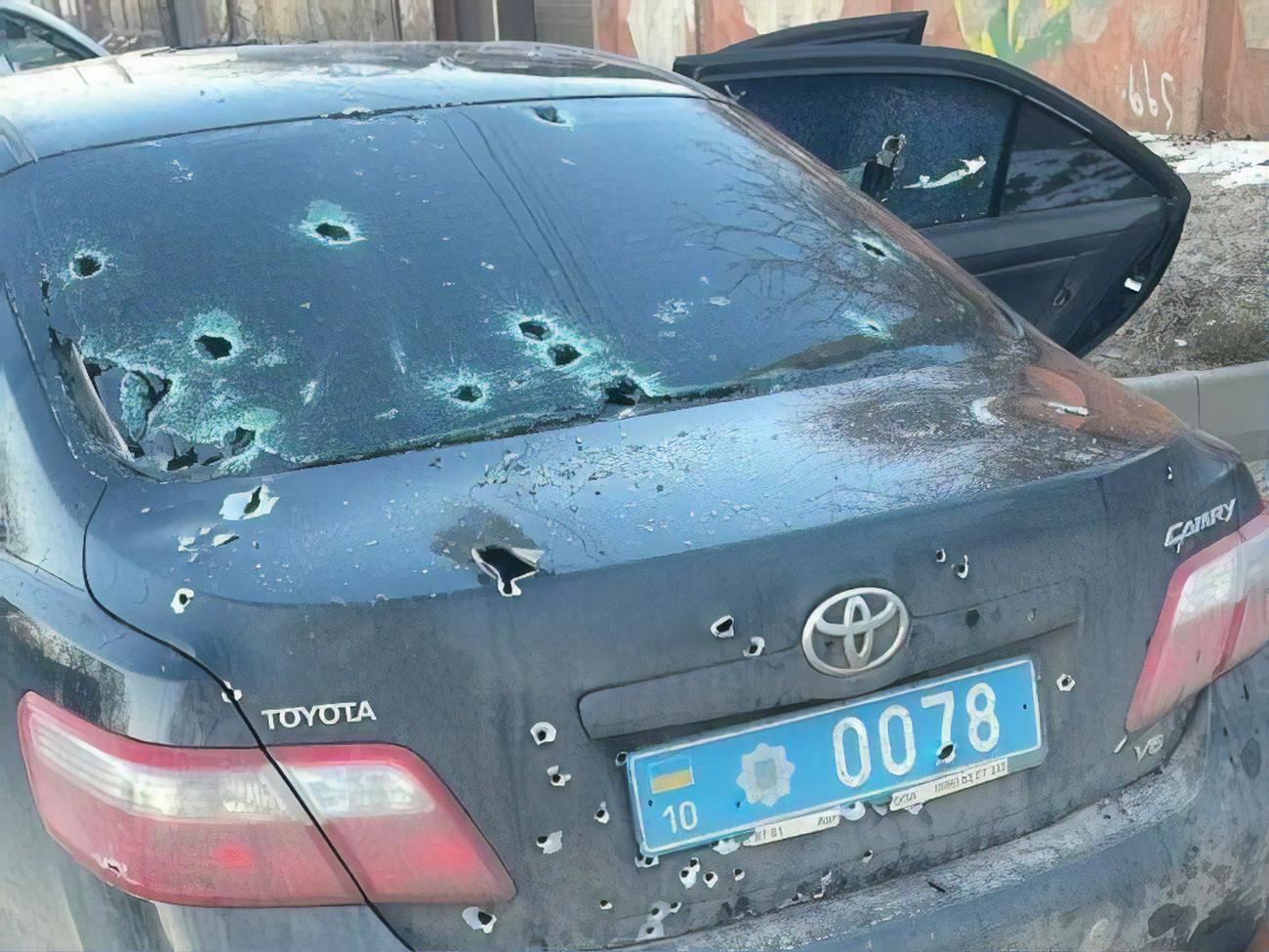 На машині Дем'яненка залишилися десятки отворів від куль