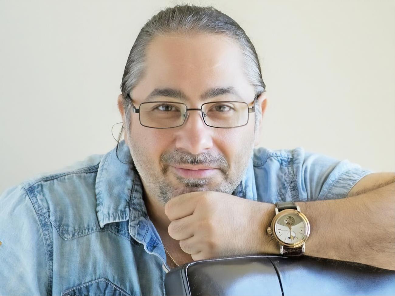 Лебединский:&nbsp;Я пою эту песню от имени миллионов граждан России, которые считают Путина и его друзей, а также все правительство РФ военными преступниками