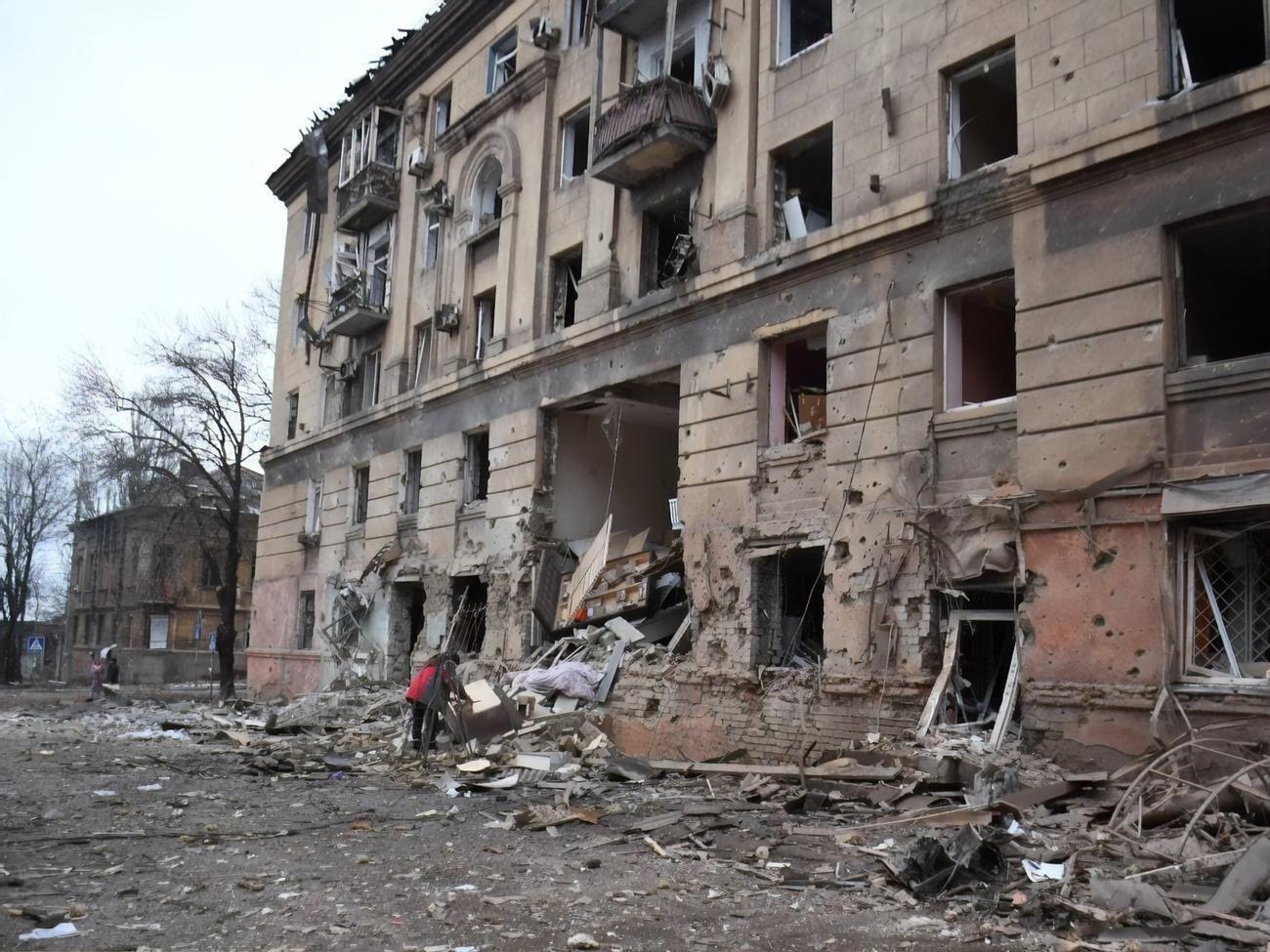 Маріуполь оточили російські окупанти