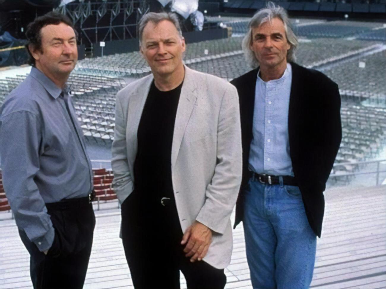 Музыка Pink Floyd с 11 марта недоступна на цифровых платформах в России и Беларуси