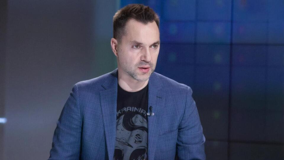 Арестович (на фото) зазначив, що Лукашенка попередили про наслідки ймовірного вторгнення в Україну
