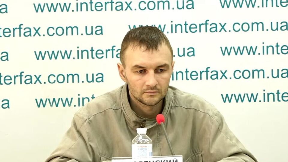 У Головенского родственники живут в Украине. Его мать и отец, по данным СБУ, сейчас в Кременчуге