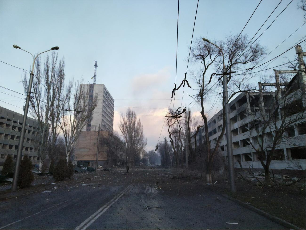 Маріуполь постійно обстрілюють окупанти