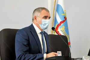 Сєнкевич: Друзі, у жодному разі не підходьте близько до снарядів, які не розірвалися, не піднімайте їх!