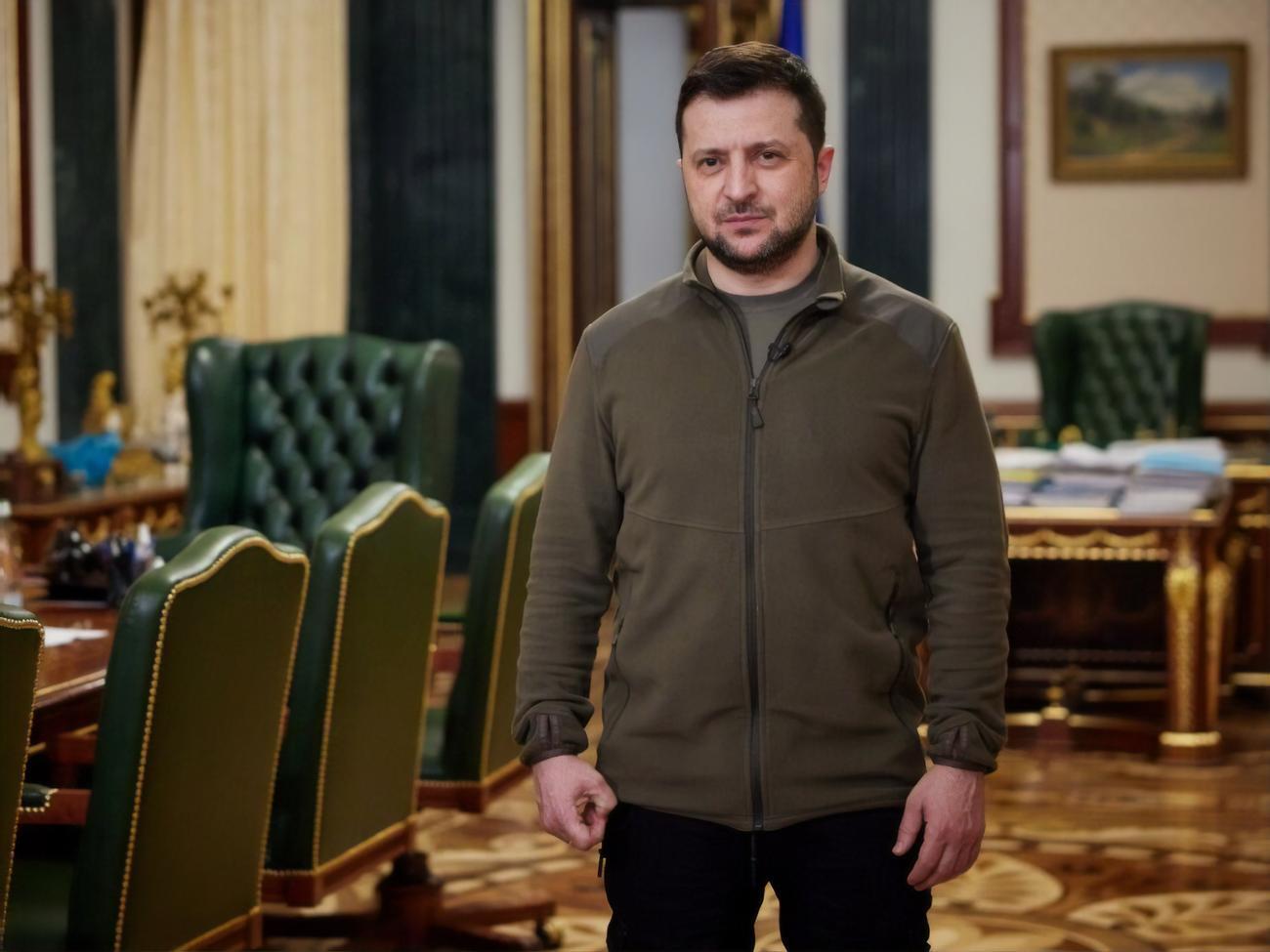 Зеленский: Говорю прямо: еще нужно держаться. Еще нужно бороться. Каждый день и каждую ночь искать, как нанести врагу максимальный ущерб