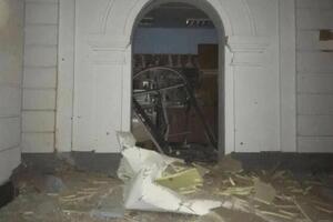 Будівлю Святогірської лаври пошкоджено вибуховою хвилею