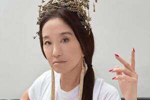 Вера Вонг закликала підписників жертвувати гроші для благодійного українського кризового фонду