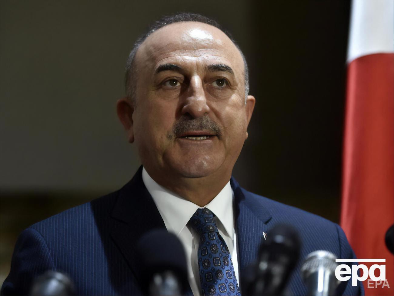 Чавушоглу&nbsp;сказал, что попросил Лаврова "оказать поддержку" в эвакуации граждан страны из Мариуполя