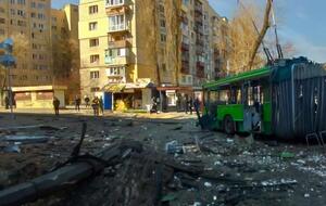 Спасатели и бригады "скорой" работают на месте, сообщил мэр Киева