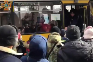 Із Дмитрівки до Білогородки прибуло вісім автобусів