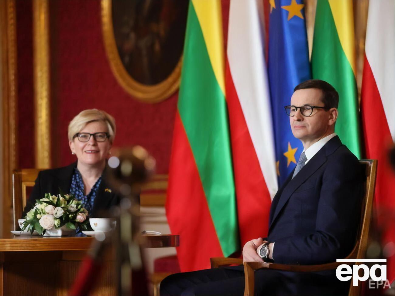 Санкції проти РФ треба продовжити, щоб війна проти України була якомога дорожчою для Росії, зазначила Шимоніте на спільній пресконференції з Моравецьким