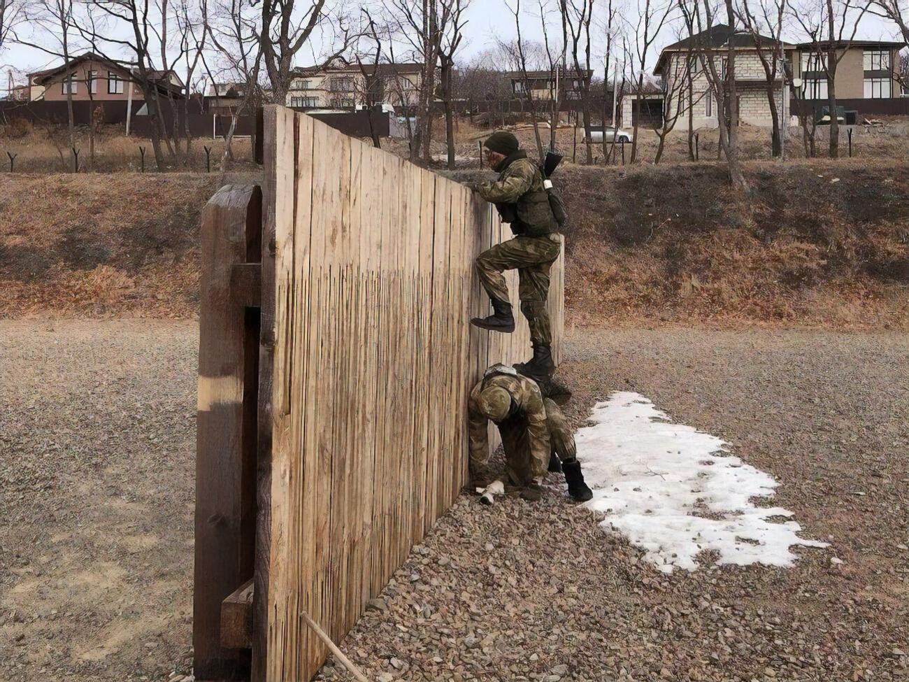 Найманців розмістили в таборах для підготовки, зазначають у ЗСУ