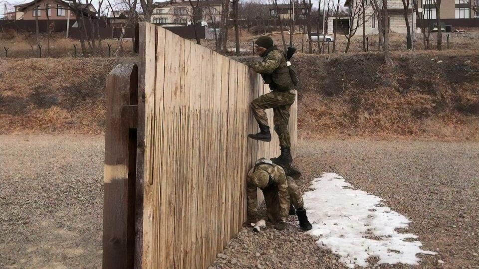 Наемников разместили в лагерях для подготовки, отмечают в ВСУ