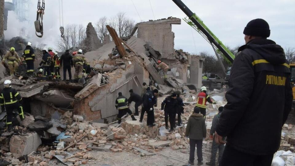 По телевежі окупанти випустили дві ракети