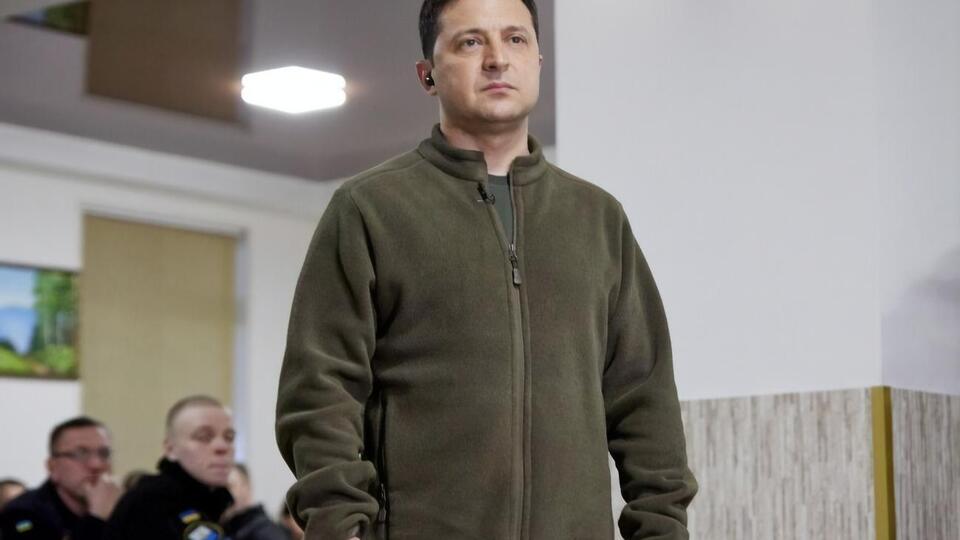 Зеленский: Пока государство воюет, пока народ защищается, должна сохраняться и восстанавливаться экономика Украины