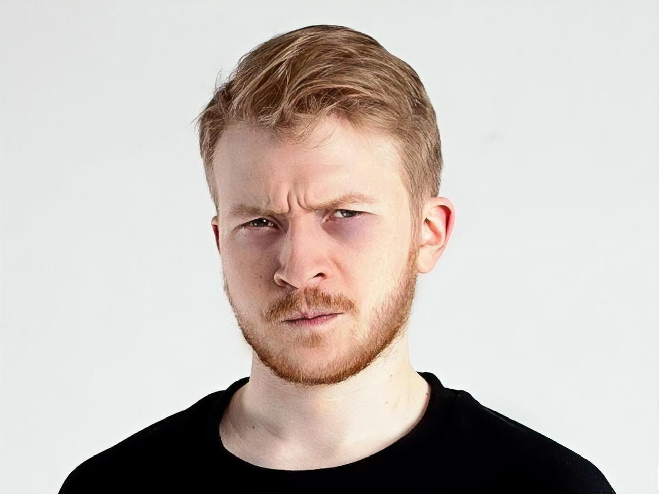 Поперечний: Як же я ох..їв від того, що люди, які клеїли наклейки "Можемо повторити", реально мали це на увазі