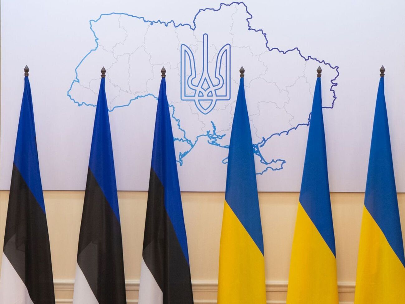 Обращение к странам &ndash;&nbsp;членам ООН закрыть небо над Украиной поддержало 90 депутатов парламента Эстонии