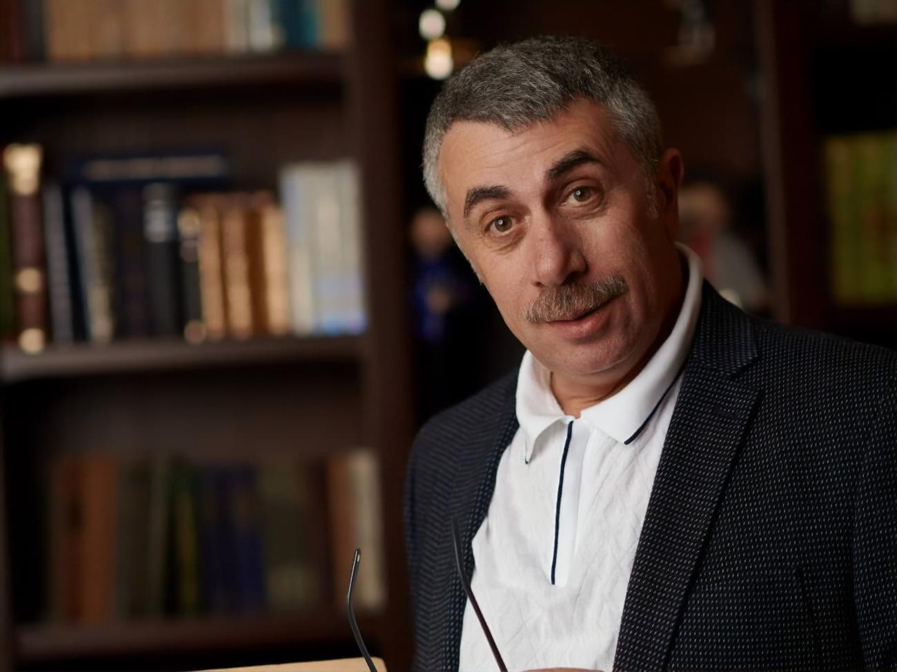 Комаровский: Нельзя исключать, что Путину поставили онкологический диагноз и он решил уйти на тот свет, забрав с собой как можно большее количество людей