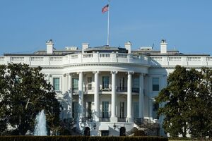 В Белом доме заявили, что Китай столкнется с последствиями, если решит оказать России военную поддержку