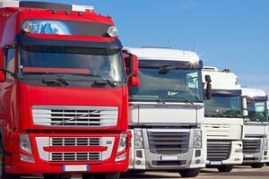 Большинство национализированных фур будут использоваться для доставки гуманитарной помощи в другие регионы Украины