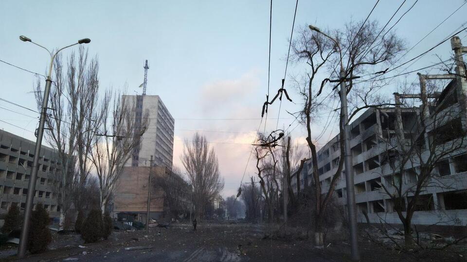 Мариуполь находится в окружении