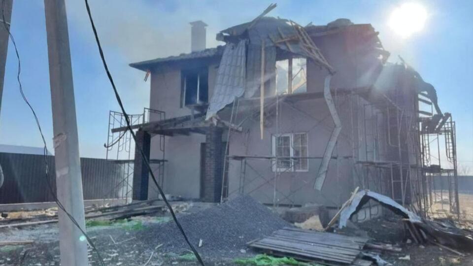 Снарядами пошкодили житлові будинки
