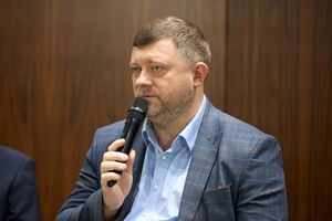 Корниенко: Есть разные цифры, не буду сейчас конкретизировать. Около 20 народных депутатов не в Украине"
