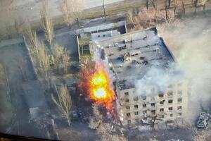 Ситуация вокруг Мариуполя остается сложной, потому что российские захватчики не дают вывезти граждан из города и не пускают гуманитарный конвой