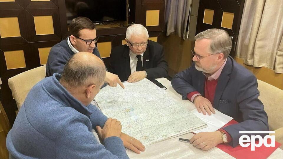 Янша, Моравецький, Качинський та Фіала діставалися Києва поїздом