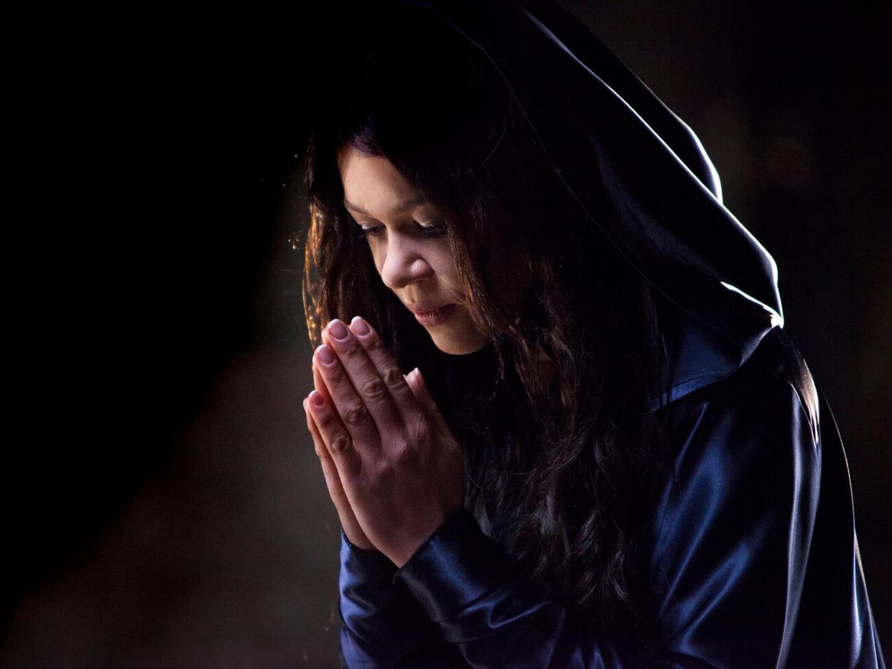 Руслана:&nbsp;Целью этого военного преступления является физическое устранение активистов, которые в ненасильственном сопротивлении могут противостоять оккупации. Кстати, себя я отношу именно к таким людям