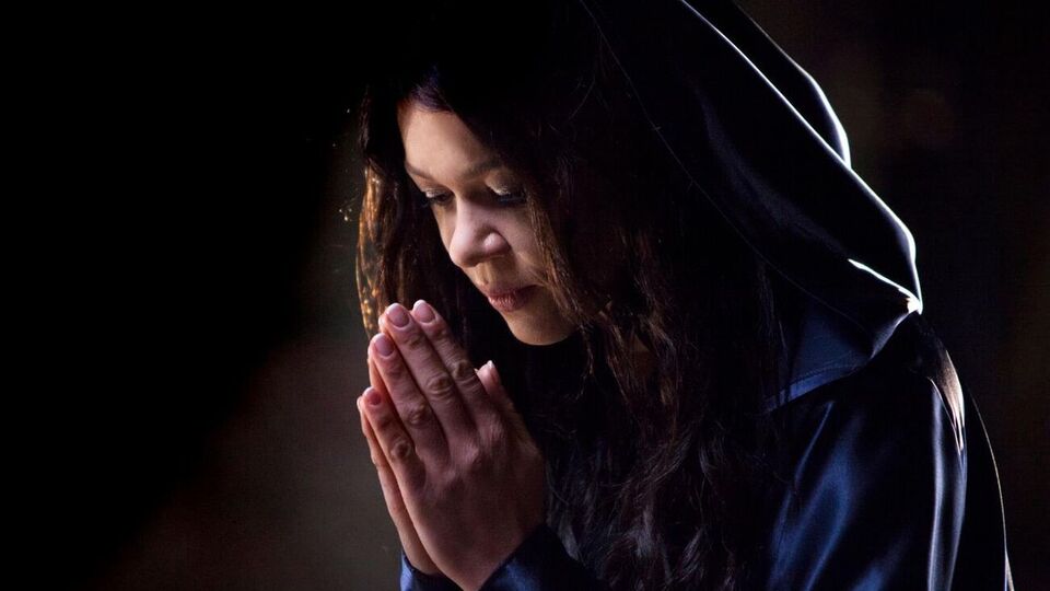 Руслана: Целью этого военного преступления является физическое устранение активистов, которые в ненасильственном сопротивлении могут противостоять оккупации. Кстати, себя я отношу именно к таким людям