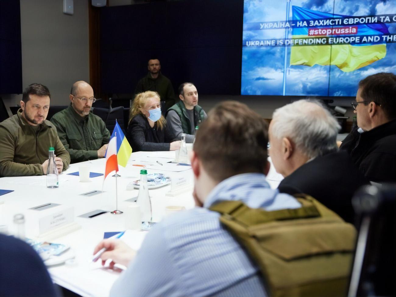 Вчера вечером Зеленский и Шмыгаль встретились с прибывшими в Киев главами правительств