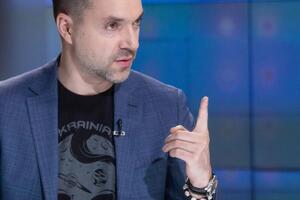 Арестович отметил, что основные силы оккупанты бросили не на столицу Украины