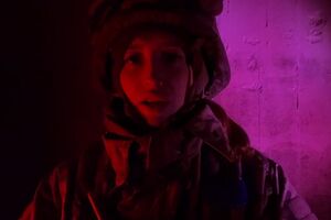 Медик полка "Азов": В Мариуполе "скорые" уже не ездят и никто никому не помогает