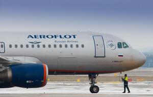 Серед компаній із зупиненими ліцензіями є найбільші російські авіаперевізники, такі як "Аэрофлот", S7, "Волга-Днепр", "Уральские авиалинии", "Азур" та інші