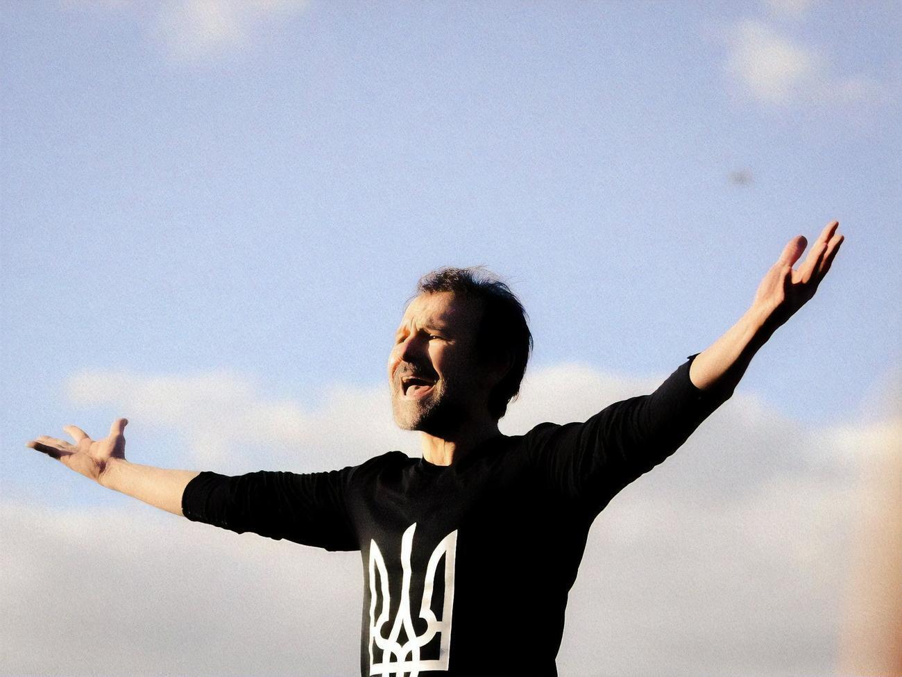 Вакарчук:&nbsp;Привезли правильным людям немного правильных вещей