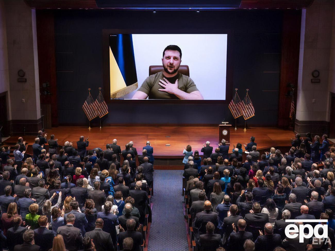 Зеленський: Зараз вирішується доля нашої держави, доля нашого народу. Вирішується, чи будуть українці вільними і чи збережуть свою демократію