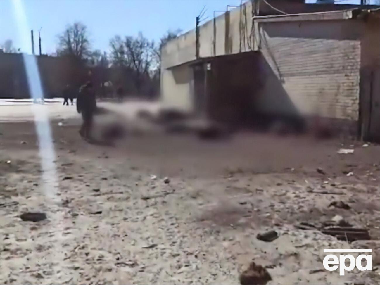 За попередніми даними, загинуло 10 людей