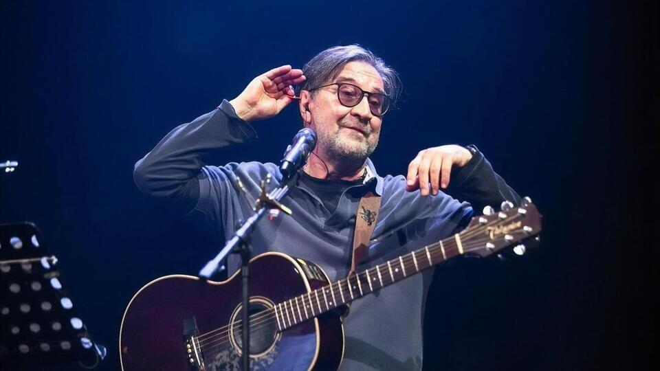 ДДТ: Смелая душа, помолчи со мной