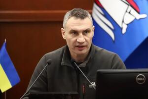 Кличко: Мне было приятно, что, несмотря на такие, знаете, разные трактовки разных заявлений Усика, он записался в территориальную оборону