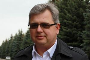 За даними Синєгубова, окупанти утримують Терещенка у приміщенні місцевого відділення поліції