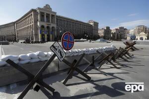Киевские власти заявили, что из каждой улицы в городе создают "крепость"