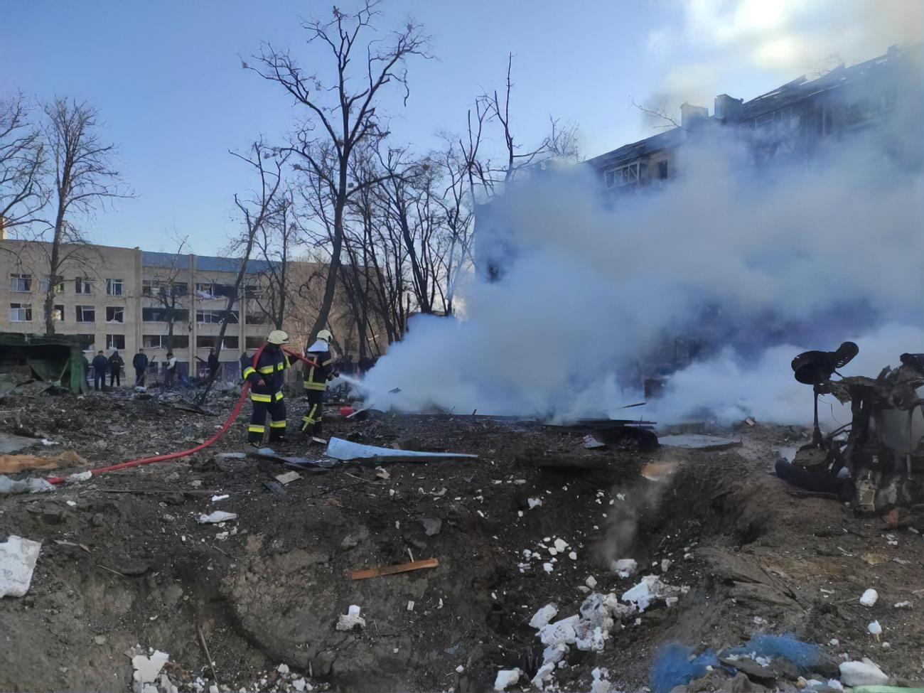 Пожар возник в результате падения обломка сбитой ракеты