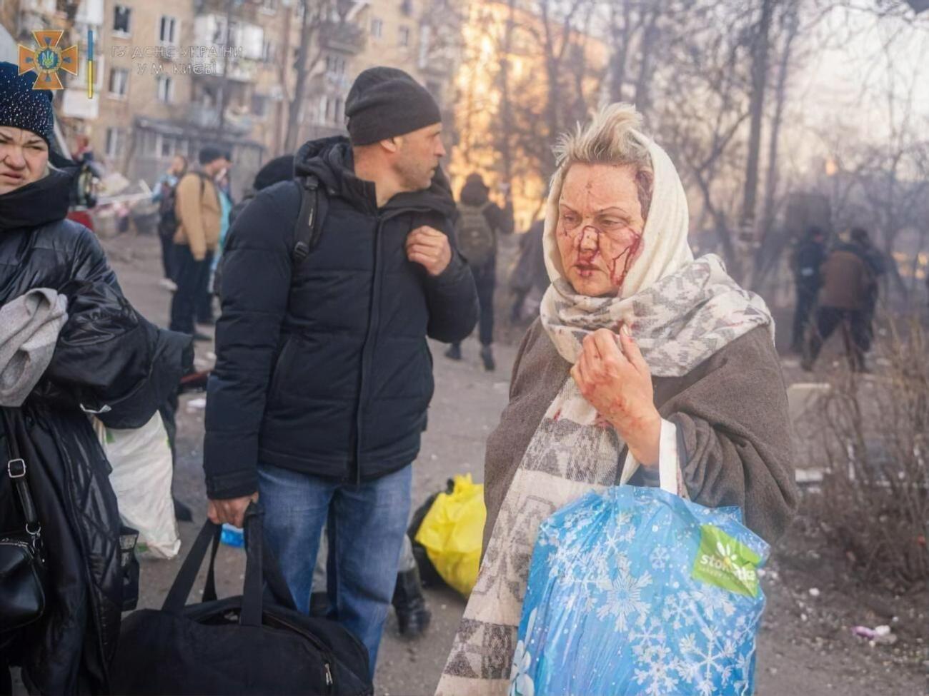 Урятовано 12 людей, евакуйовано 98, травмовано чотирьох. Одна людина загинула